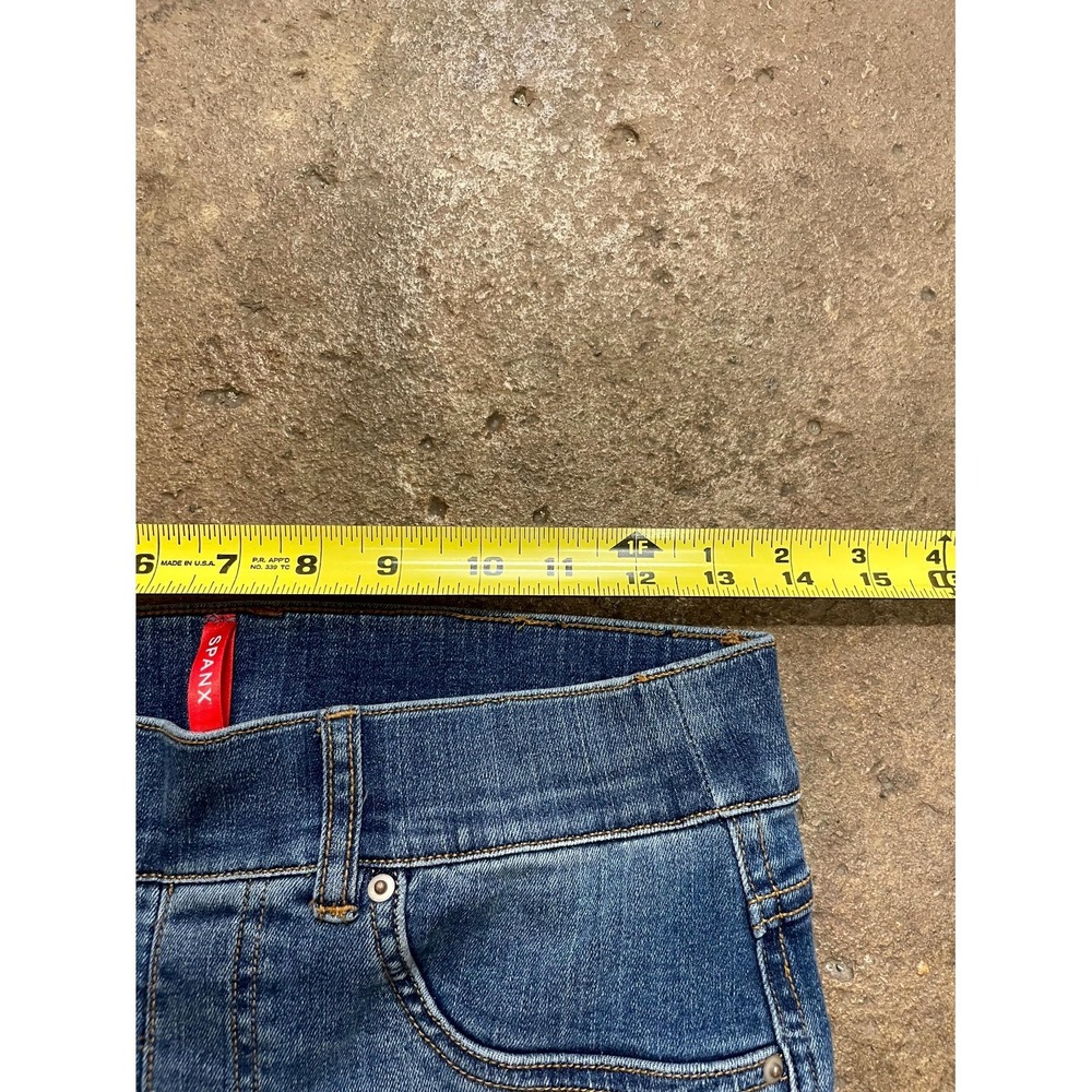 Spanx Jeans Womens Small Blue Denim Cotton Stretch Pull on Mid Rise Straight Leg - Picture 10 of 16